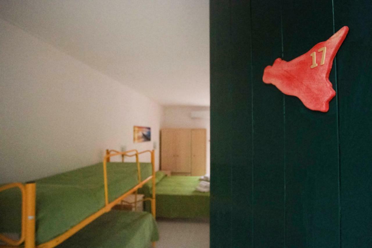 Residence Calava Gioiosa Marea Zewnętrze zdjęcie