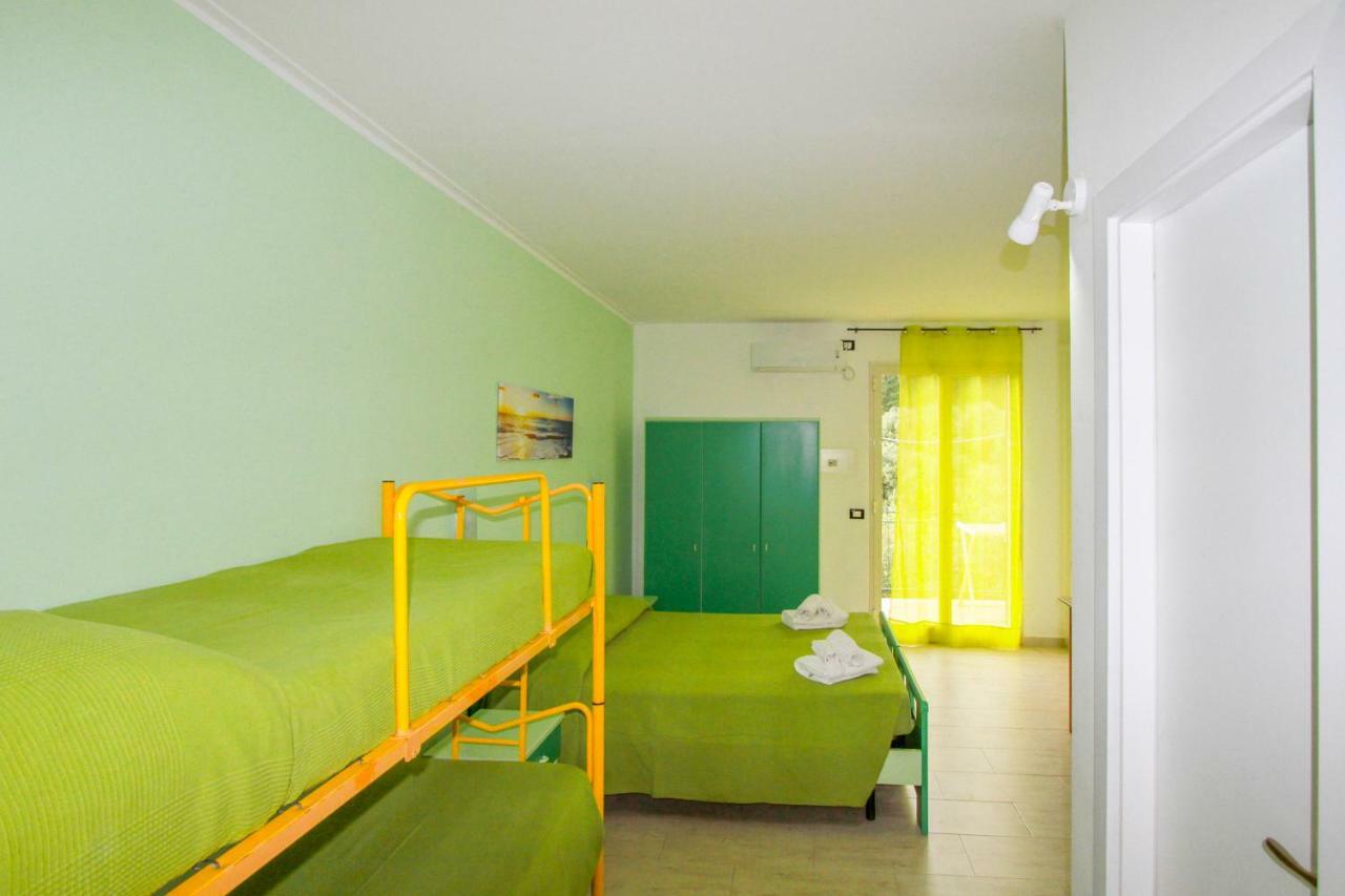 Residence Calava Gioiosa Marea Zewnętrze zdjęcie