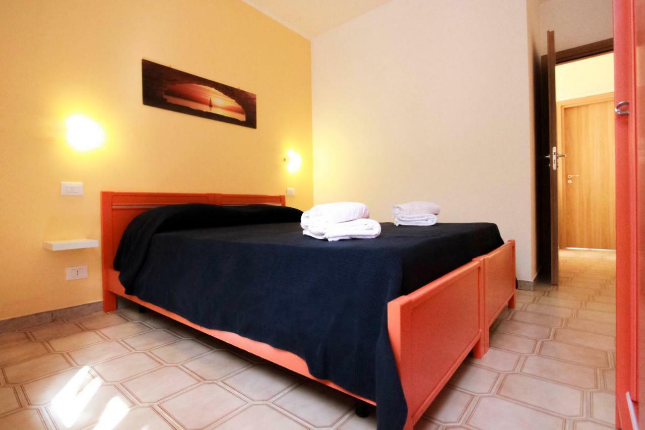Residence Calava Gioiosa Marea Zewnętrze zdjęcie